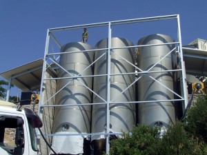 Κατασκευή προστατευτικού καλύμματος σιλό, για την αποτροπή αύξησης θερμοκρασίας.
