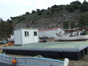 Κατασκευή βοηθητική εξέδρα εργασίας για την ιχθυοκαλλιέργεια.