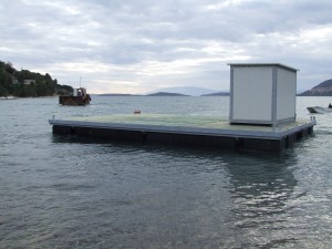 Κατασκευή βοηθητική εξέδρα εργασίας για την ιχθυοκαλλιέργεια.