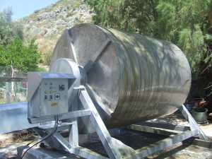 Πλυντήριο διχτυών για την πλύση διχτυών στον τομέα της ιχθυοκαλλιέργειας.