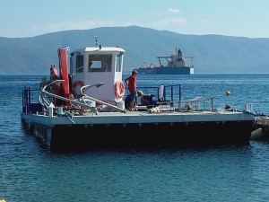 Εξέδρα εργασίας αυτοκινούμενη με μηχανοστάσιο