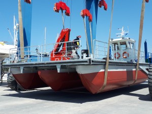 Αυτοκινούμενη εξέδρα εργασίας με μηχανοστάσιο